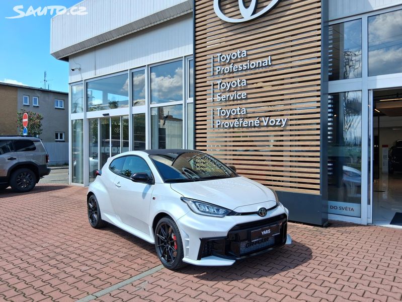 Toyota GR Yaris, 1,6 TURBO 4X4 8AT DYNAMIC + VI